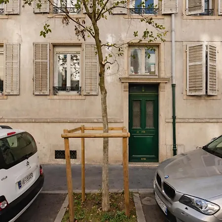 Апартаменты Le Perchoir De Picasso Gare Cosy Sous Les Toits 3 Pers