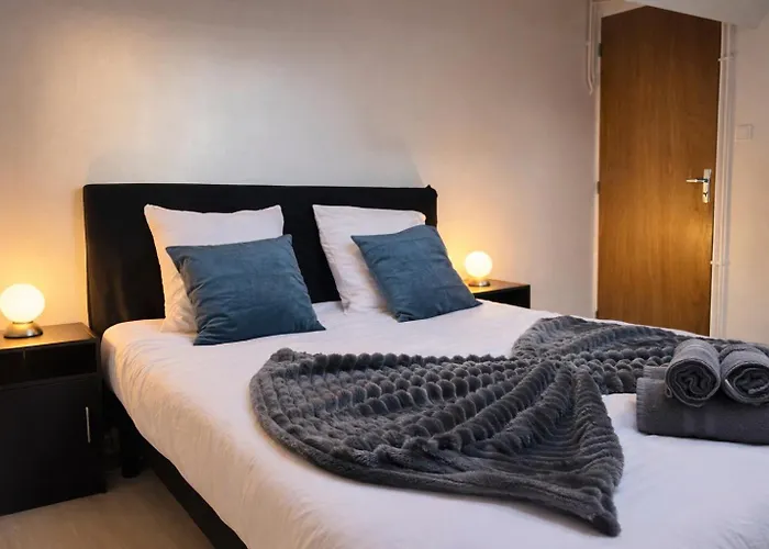 Le Perchoir De Picasso Gare Cosy Sous Les Toits 3 Pers דירה *