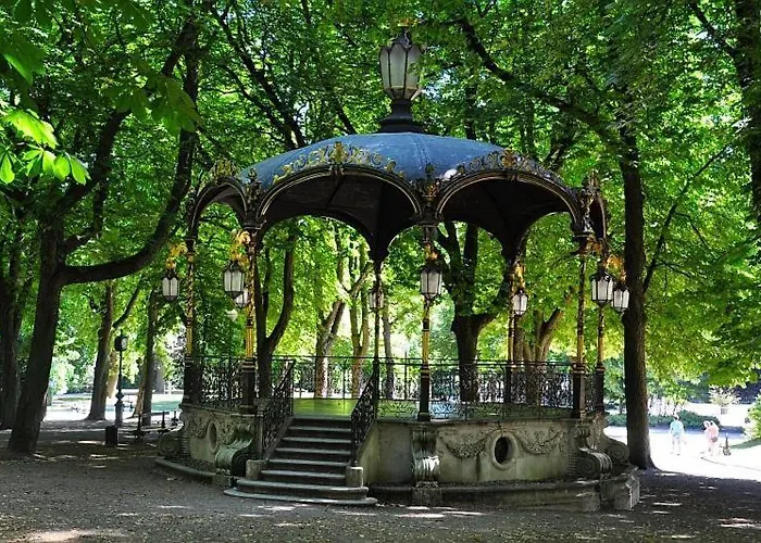 דירה Le Perchoir De Picasso Gare Cosy Sous Les Toits 3 Pers נאנסי